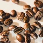 Waarom de brandingsdatum van koffiebonen ertoe doet